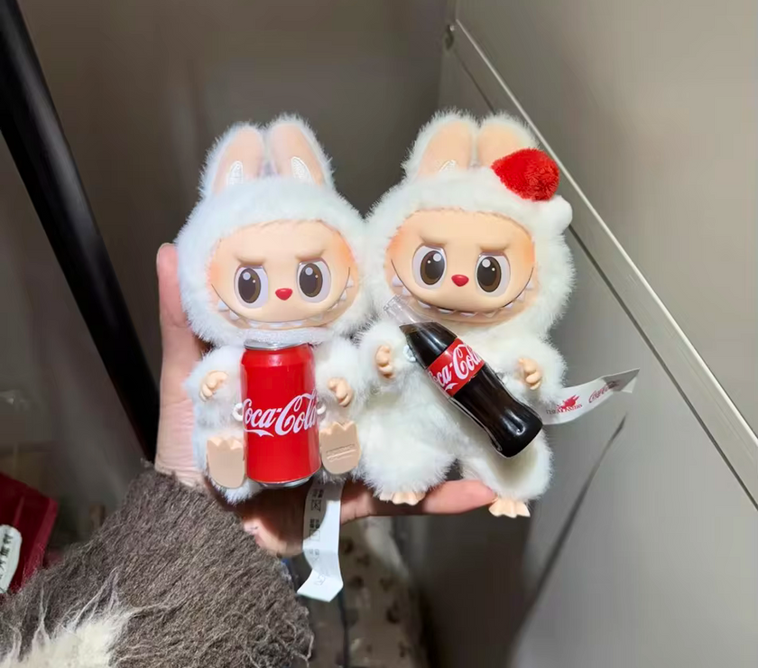 Labubu Peluche x Coca Cola
